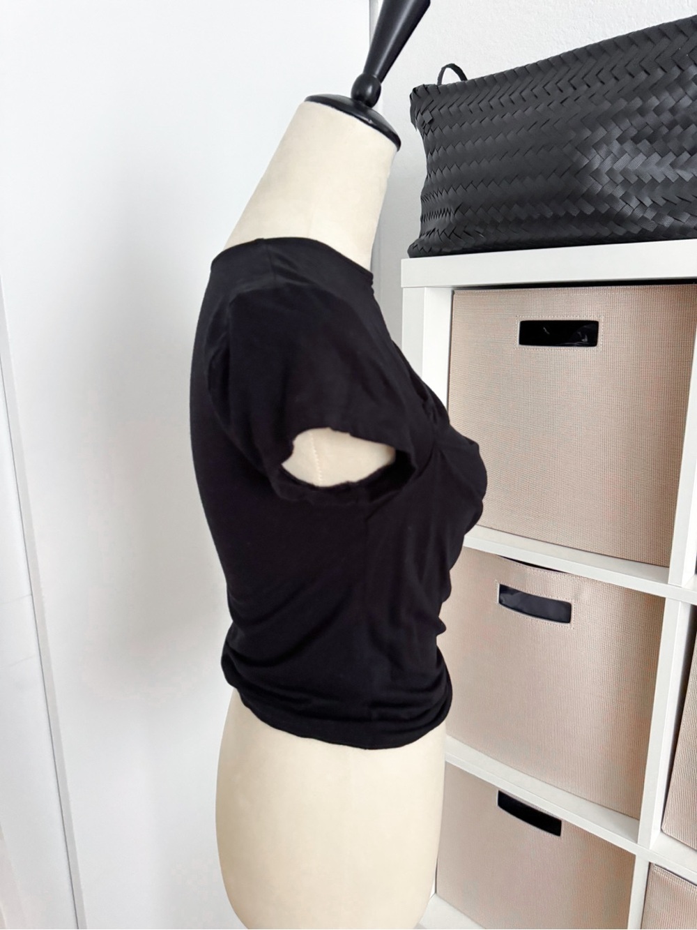 Reformation Else Knit Top Black Cut Out Short Sleeve - Picture 5 of 12